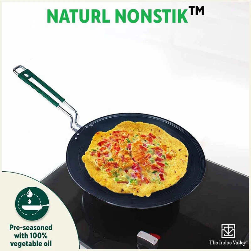 100% Pure Sheet Iron Concave Tawa 25.5cm/30.5cm, Toxin-free, Seasoned, Silicone Handle - Image 6
